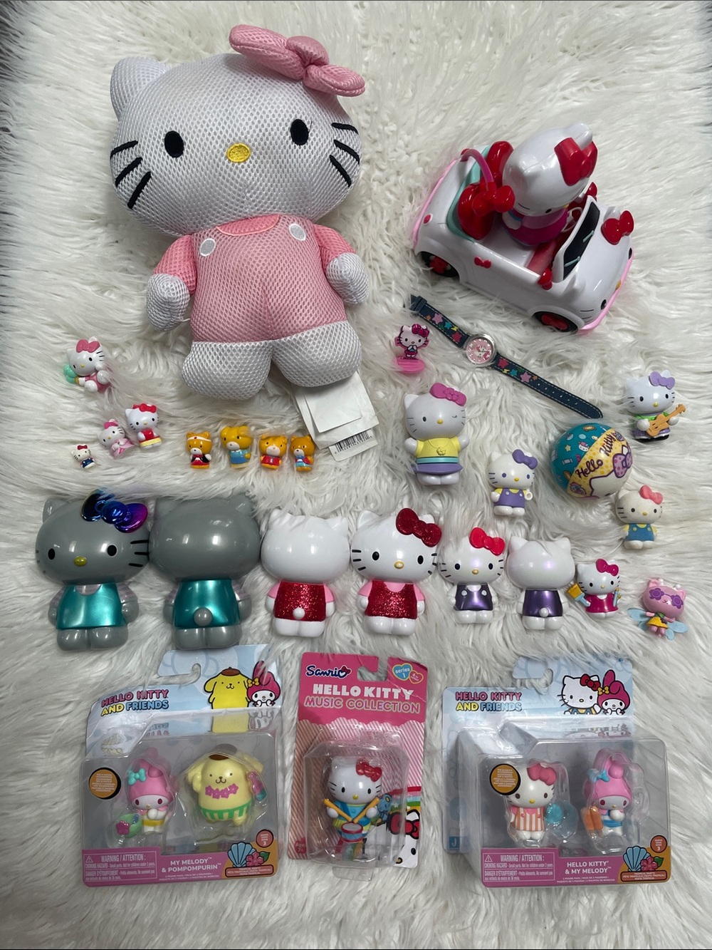Sanrio Hello Kitty Plush & Mini Toy Collection bundle
